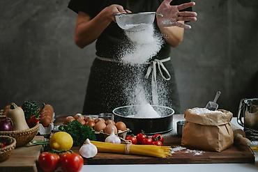 Требуется помощница по дому Готовка уборка Работа 3дня в неделю