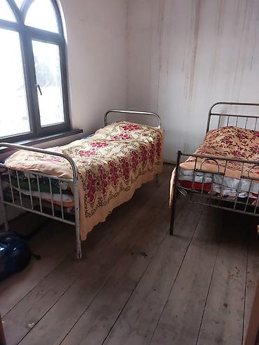 Həyət evləri və villaların satışı: Satılır: həyətyanı sahəsi olan fərdi yaşayış evi - Tikili: 2 — 5