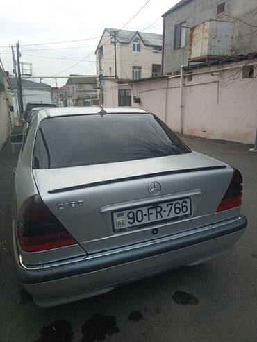 Mercedes-Benz: Mercedes-Benz C-Class: 1.8 l | 1998 il Sedan — 1