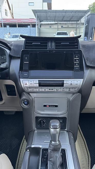 Продажа авто: Toyota Land Cruiser Prado: 2018 г., 4 л, Автомат, Бензин, Внедорожник — 10