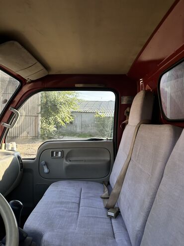 Грузовики: Грузовик, Стандарт, 4 т, Б/у at lalafo.kg — 8 Грузовики: Грузовик, Стандарт, 4 т, Б/у — 8