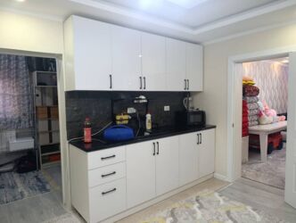 кухонный гарнитур джалал абад: Ашкана гарнитуру, Колдонулган, түсү - Ак, Өзү алып кетүү