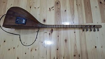 Саз: Elektro saz — akustik-elektrik xalq aləti İdeal vəziyyətdədir . Çox az — 1
