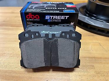 ls 400: На Lexus LS460/600 тормозные колодки передние производства DBA (Disc — 4