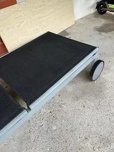 Ležaljke i ljuljaške: Baštenska ležaljka na točkiće - Konstrukcija od metala u svetlosivoj — 10