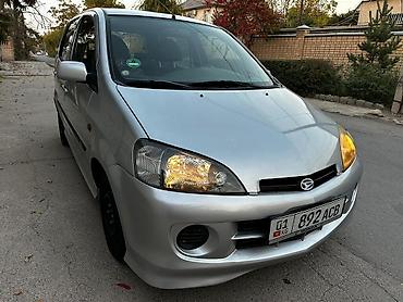 чехлы бу: Daihatsu YRV: 2004 г., 1.3 л, Автомат, Бензин, Хэтчбэк — 1