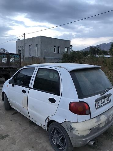 арзан матиз 1: Daewoo Matiz: 2003 г., 0.8 л, Кол менен иштөөчү, Бензин, Хетчбек — 2