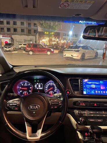 Kia: Kia Carnival: 2017 г., 2.2 л, Типтроник, Дизель, Минивэн at lalafo.kg — 11 Kia: Kia Carnival: 2017 г., 2.2 л, Типтроник, Дизель, Минивэн — 11