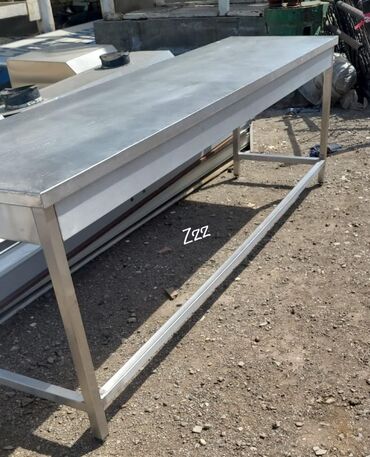 beton qarışdıran maşın satılır: Böyük nej masa 650₼ satılır ölçü 2.80*70 ağır masadır Bakı Ss00