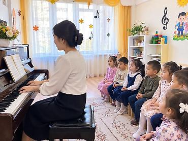 Уроки игры на музыкальных инструментах: В гос садик нужен преподаватель музыки Зп от 35000 Обязательно с — 1