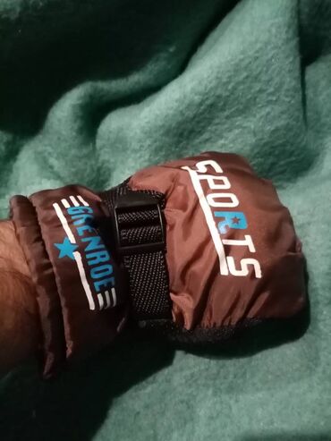 Sportska odeća: Rukavice, Novo — 2