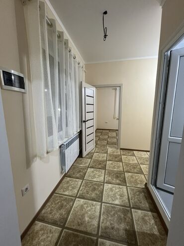 долгосрочная аренда квартир однокомнатная: 1 комната, Собственник, Без мебели