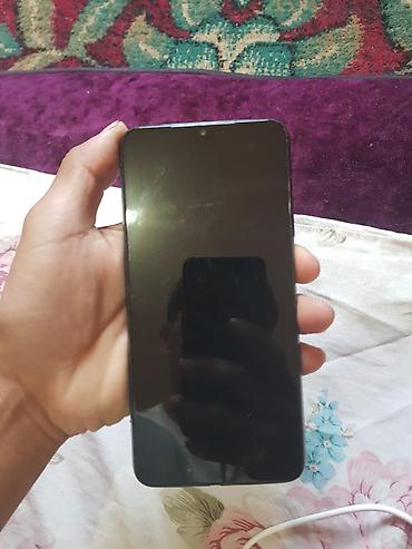 48: Смартфон Redmi (серия с логотипом Redmi на задней крышке), черный — 1