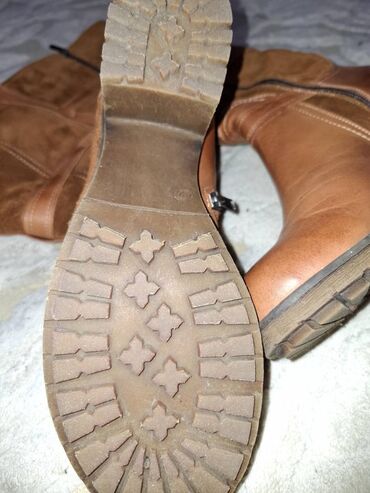 Çəkmələr: Ölçü: 40, Yeni — 7