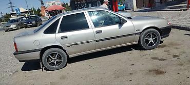жигули сатам: Opel Vectra: 1990 г., 1.8 л, Кол менен иштөөчү, Бензин, Седан — 4