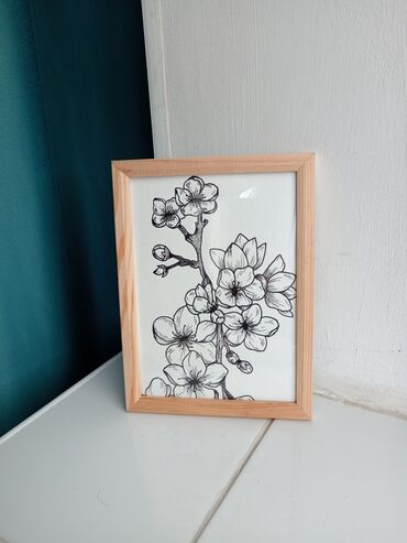 декор цветы: Продаю черно-белые картины ручной работы от 100сомов без рамки. С