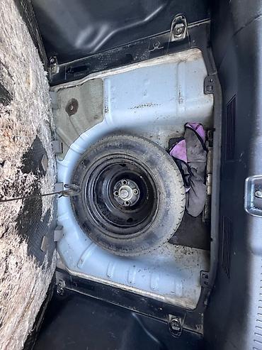 Honda: Honda Fit: 2004 г., 1.3 л, Вариатор, Бензин — 12