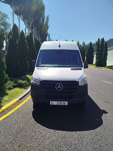 w210 e320: Mercedes-Benz Sprinter — комфортабельный микроавтобус VIP‑класса для — 9