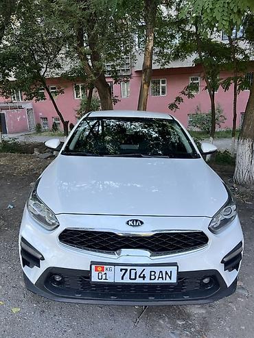 kaiyi e5: Kia K3: 2019 г., 1.6 л, Вариатор, Бензин, Седан — 7