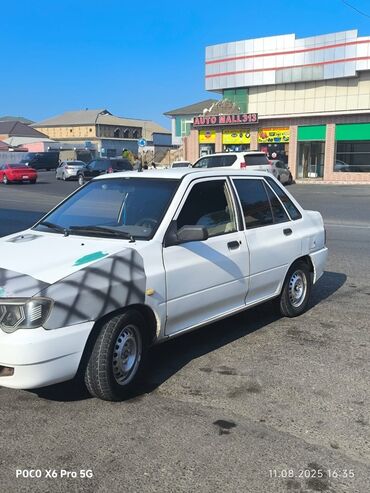 Mercedes-Benz 190: 1.3 л | 2013 г. Седан