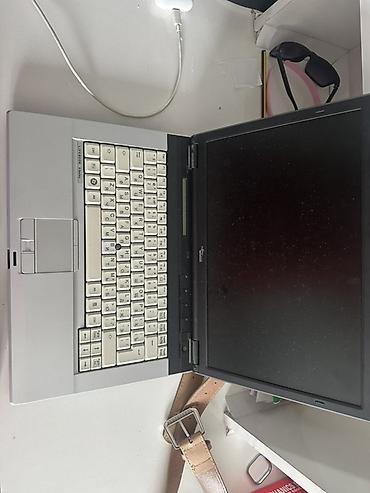 orange 5: Ноутбук Fujitsu Siemens Lifebook (серия S) — классическая — 2