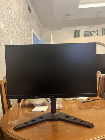 ucuz kamputer manitoru: Monitor y25 240 hz 1ms Demek olar ki işlənməyib geckimesi falan