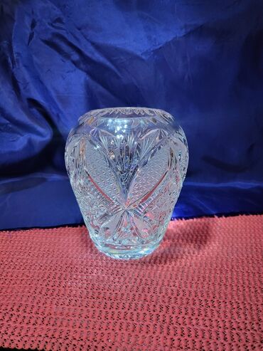 Ostali kućni dekor: Vaza nova kristal,led kristal,rucni rad. ceska. 70te. Vaza — 1