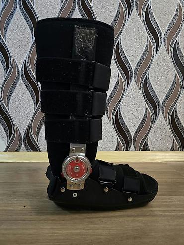 diz karseti: Tənzimlənən dizaynlı topuq-baldır ortozu (ankle-foot walker) - Model — 4
