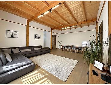 Продажа коттеджей и домов: 🏡 Продаётся современный дом в престижном районе Орто-Сай! 📐 Площадь — 5