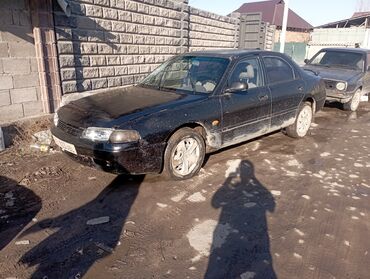 Mazda: Mazda 626: 1992 г., 2 л, Механика, Бензин, Седан