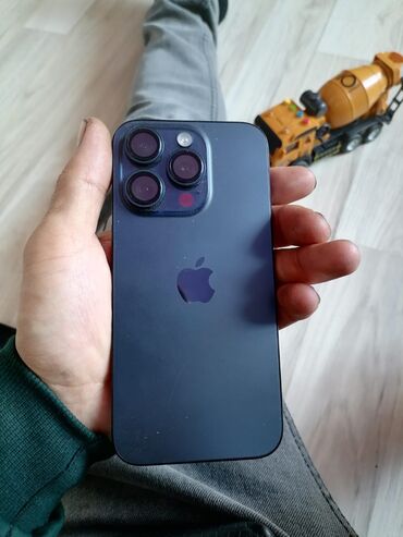 купить блютуз колонку: IPhone 15 Pro, Б/у, 128 ГБ, Blue Titanium, Чехол, Коробка, 93 %