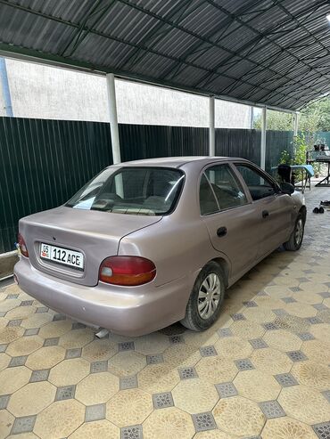 продажа хюндай: Hyundai Accent: 1997 г., 1.5 л, Механика, Бензин, Седан
