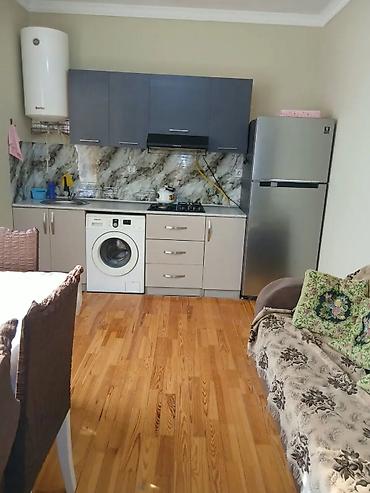3 bucaq evler: Məhsul: 3 otaqlı, tam mebellı yaşayış evi (daxili şəkillərdə) Təsvir — 8