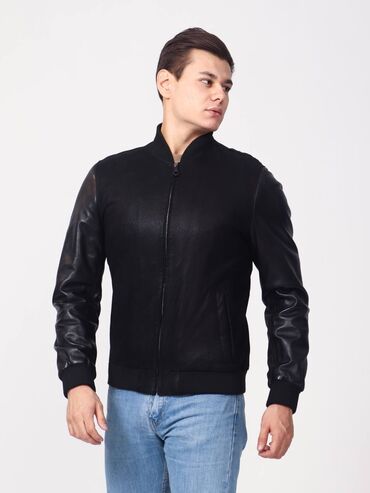 Кожаные куртки: Мужские кожаные куртки, классические и бомберы - Материал — 12