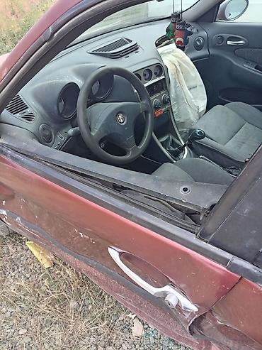 bmw arxa stop: Alfa Romeo 156 sedan – qırmızı rəng - Kuzov: 4 qapılı sedan, yan — 6