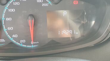 Chevrolet: Chevrolet Spark: 2016 г., 1 л, Вариатор, Бензин, Хэтчбэк — 9