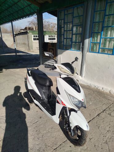 Скутеры: Продам электро скутер!!! один заряд хватит на 70км косяки имеется на — 12