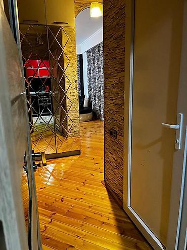 govhər mtk: 8-ci kilometr, 3 otaqlı, Yeni tikili, m. Xalqlar Dostluğu, 63 kv. m — 4