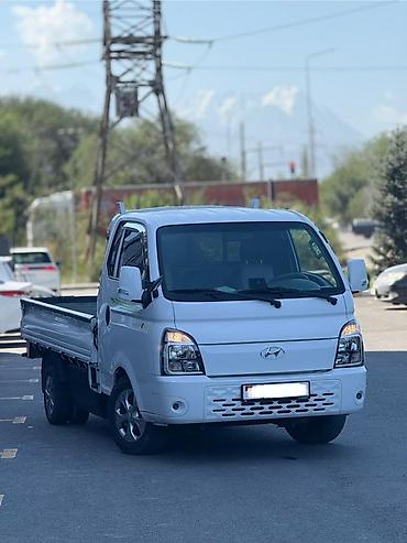 eafc 25: Легкий грузовик, Hyundai, Стандарт, 3 т, Б/у — 1