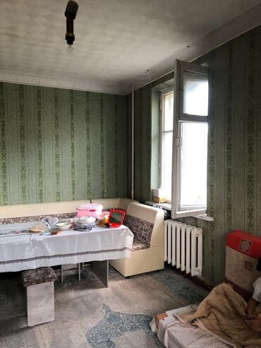 прадажа квартира: 1 комната, 30 м², Сталинка, 3 этаж, Старый ремонт