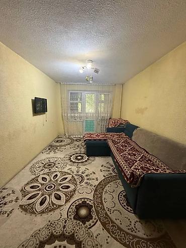 1 комната, 32 м², 104 серия, 1 этаж, Старый ремонт at lalafo.kg 1 комната, 32 м², 104 серия, 1 этаж, Старый ремонт