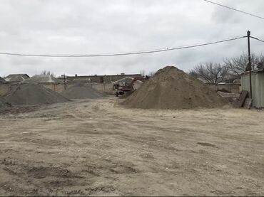 Kommersiya daşınmaz əmlakının satışı: Sumqayıt şəhəri Səməd Vurğun küşəsində yerləşən 1000 kv. m anbar, 800 -da lalafo.az — 22 Kommersiya daşınmaz əmlakının satışı: Sumqayıt şəhəri Səməd Vurğun küşəsində yerləşən 1000 kv. m anbar, 800 — 22