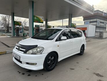 Toyota: Toyota Ipsum: 2002 г., 2.4 л, Автомат, Газ, Минивэн