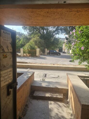 Köhnə tikili: Bakı, 2-ci mikrorayon, 2 otaqlı, Köhnə tikili, m. Memar Əcəmi, 56 kv. m — 5