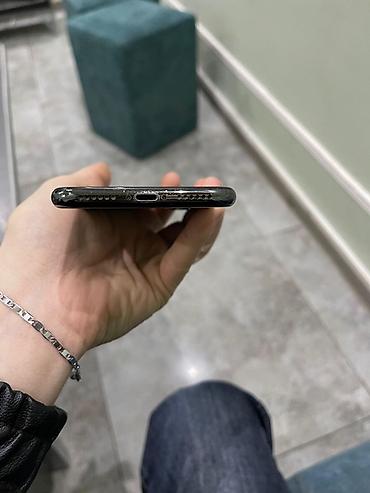 Apple iPhone: IPhone Xs, 256 GB, Qara, Face ID — 8