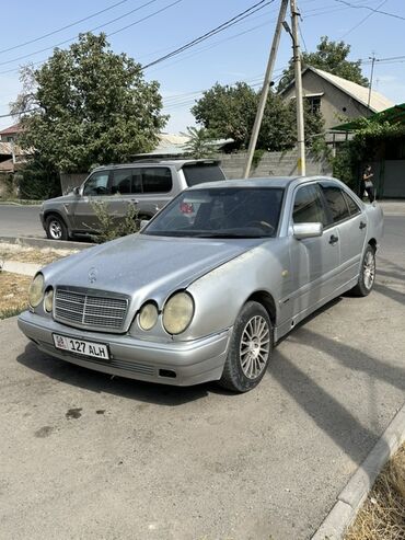 на мерс 124: Mercedes-Benz E-Class: 1996 г., 2 л, Механика, Бензин, Седан