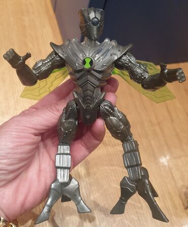jumping za bebe: NANOMECH - Ben 10 original cartoon network igracka za decake bandai