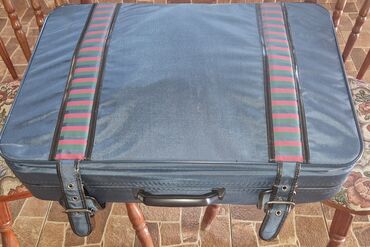ogrlice za leto: Large suitcase, color - Blue