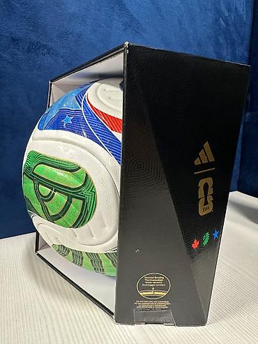 Digər idman və istirahət malları: **Satılır – FIFA Dünya Çempionatının Orijinal Trionda Pro Adidas — 6