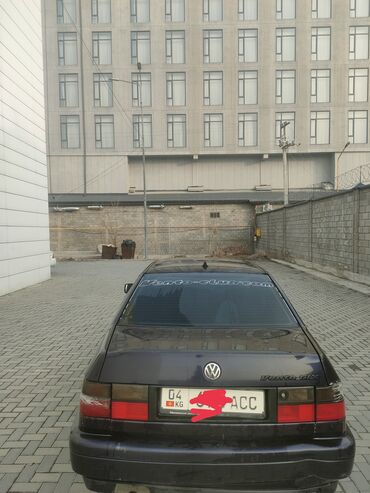 Volkswagen: Volkswagen Vento: 1996 г., 1.8 л, Механика, Бензин, Хэтчбэк at lalafo.kg — 3 Volkswagen: Volkswagen Vento: 1996 г., 1.8 л, Механика, Бензин, Хэтчбэк — 3